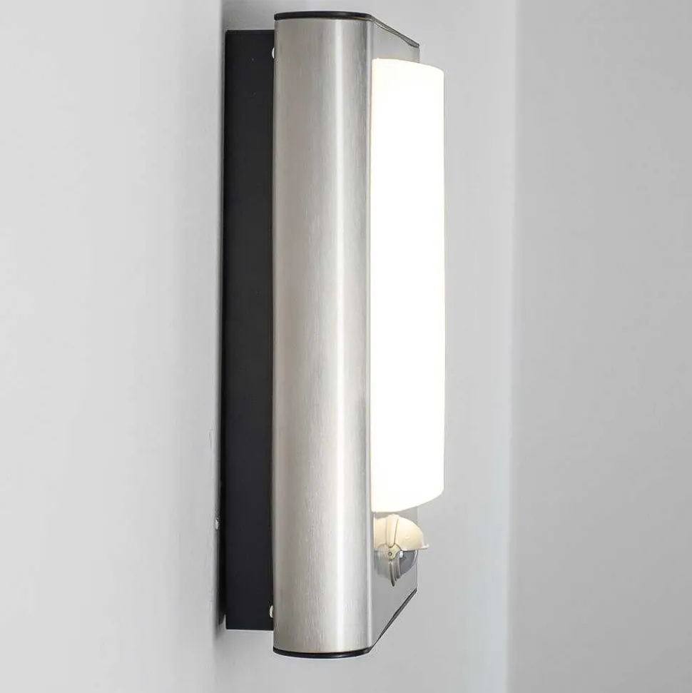 Applique Murale D'Exterieur Kimola Led Nickel Mat, 1 Lumiere, Detecteur De Mouvement